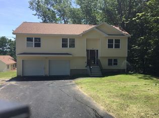 4 Farm St, Worcester, MA 01602