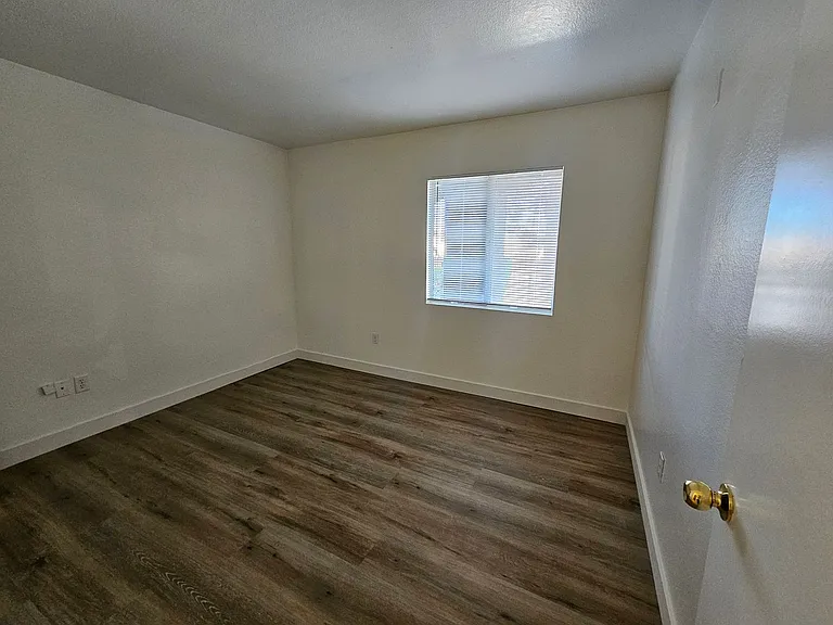7885 W Flamingo Rd #1127 — Photo 6