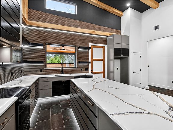 4th image of 124 Aztec Dr