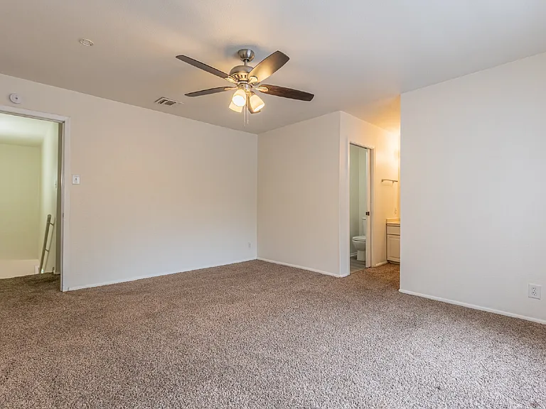14423 Brook Hollow Blvd #A — Photo 26