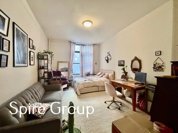 23 West 75th Street image 1 of 5