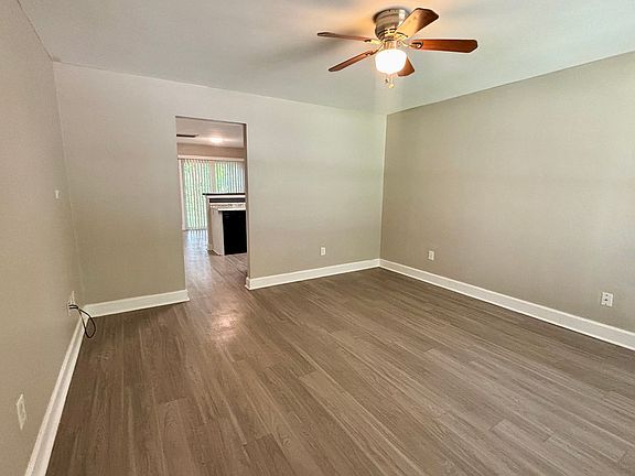 5th image of 2595 Elliott St NW