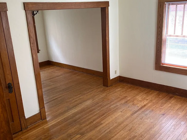 4652-54 Farnam St #4648 — Photo 10