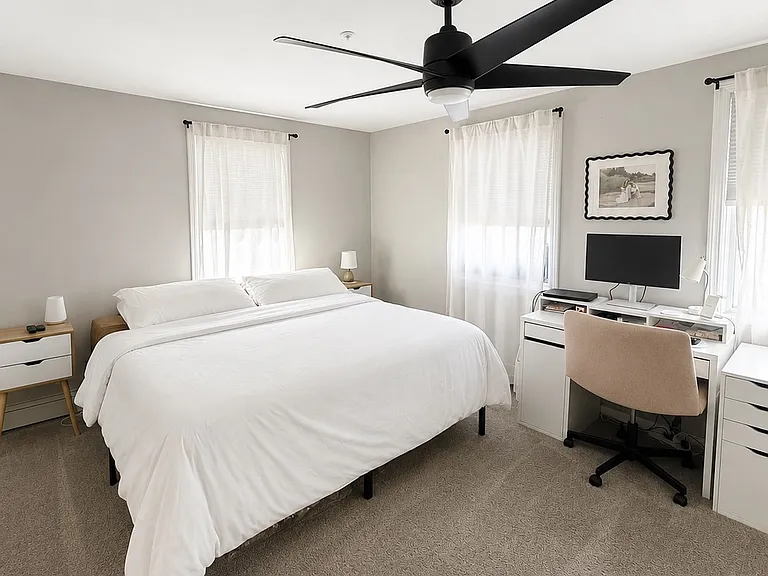 118 Portland St #1 — Photo 8