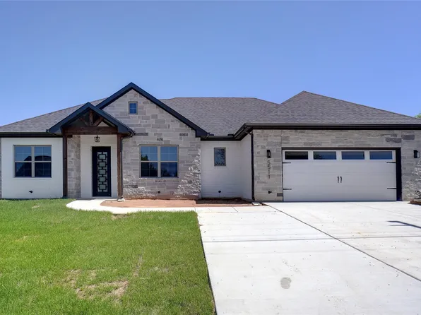 5011 San Marcos Dr, Granbury, TX 76048