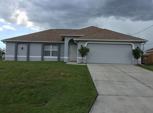 1302 NE 5th Pl, Cape Coral, FL 33909