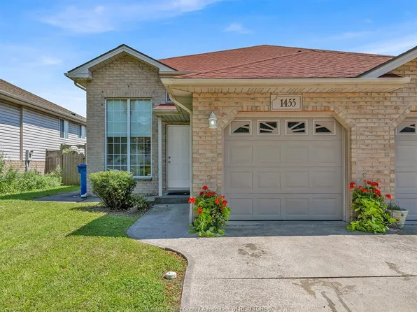 1455 Dobrich St, Windsor, ON N9B 3W6