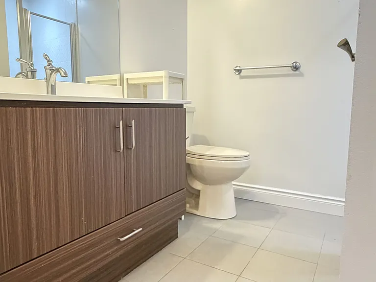 38 Cedarland Dr #601 — Photo 9