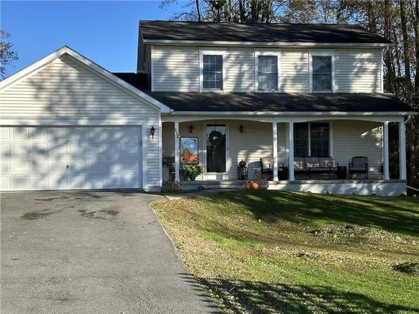 112 Stark St, Waterloo, NY 13165