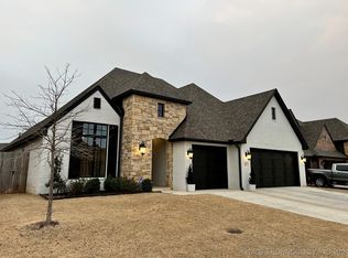 2817 E Portland St, Broken Arrow, OK 74014