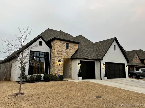 2817 E Portland St, Broken Arrow, OK 74014