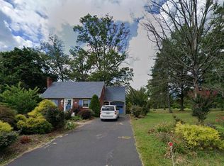 391 Morwood Rd, Earlington, PA 18918