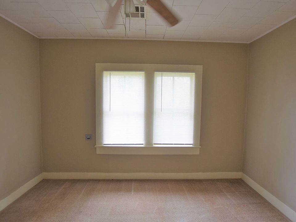 1st image of 502 E Lincoln St Unit B