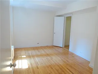 Rented by Siderow Residential Group