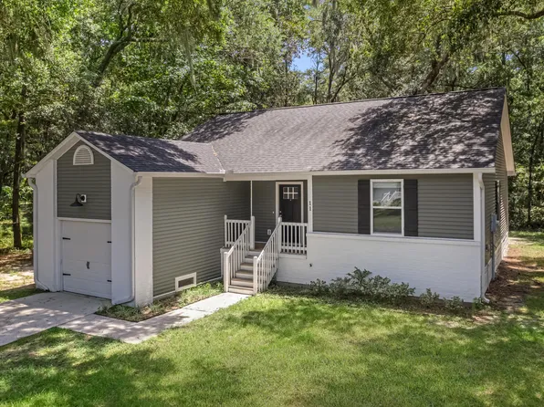 11 Arbor Ln, Saint Helena Island, SC 29920