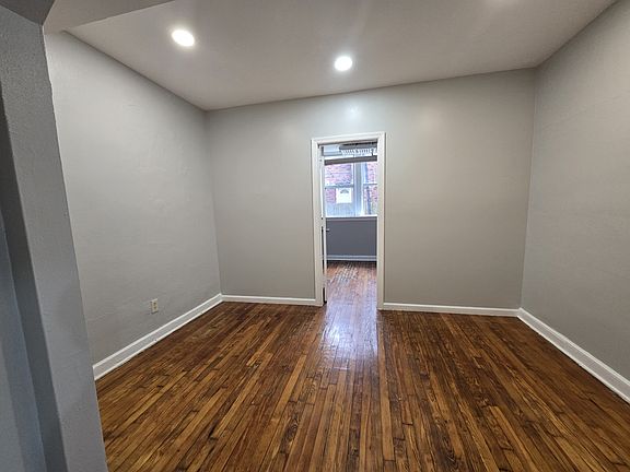 3rd image of 356-355 Stuyvesant Ave #B33