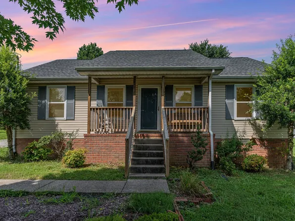 102 Garland Ct, White House, TN 37188