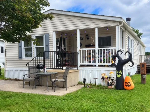 7205 Hensel Dr, Morrisville, PA 19067