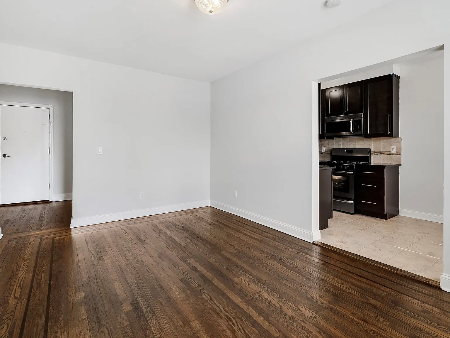 64 Park Apartments — Photo 3
