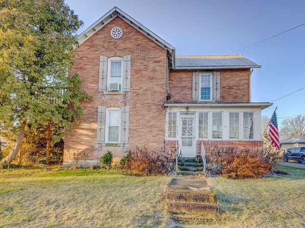 53 S Preston St, Centerburg, OH 43011