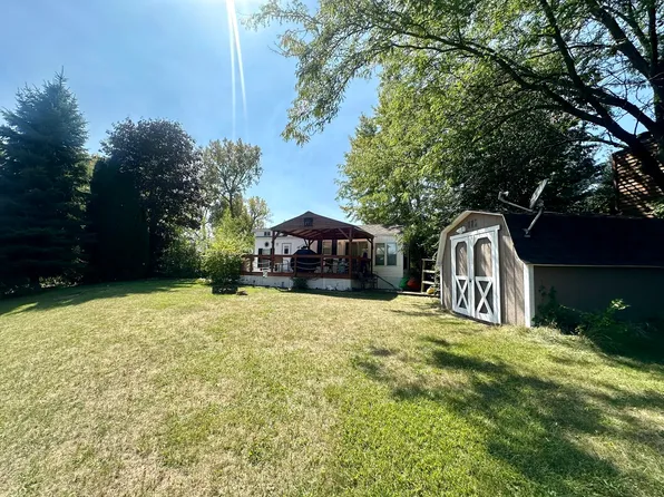 102 Fossil Ridge Rd, Wilmington, IL 60481