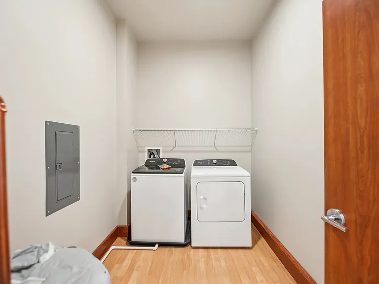 45 Lexington Ave NW — Photo 10