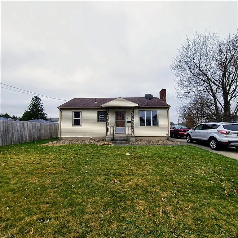 815 Fenton St photo 1