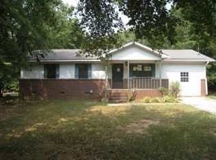 138 Honeysuckle Ln, Jenkinsburg, GA 30234