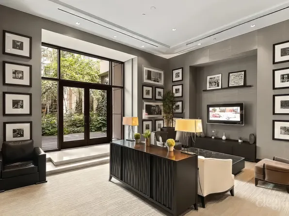 80 Riverside Boulevard image 15 of 17