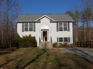 12085 Longleaf Rd, Ruther Glen, VA 22546