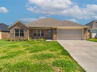 2003 Hudson Dr, Siloam Springs, AR 72761