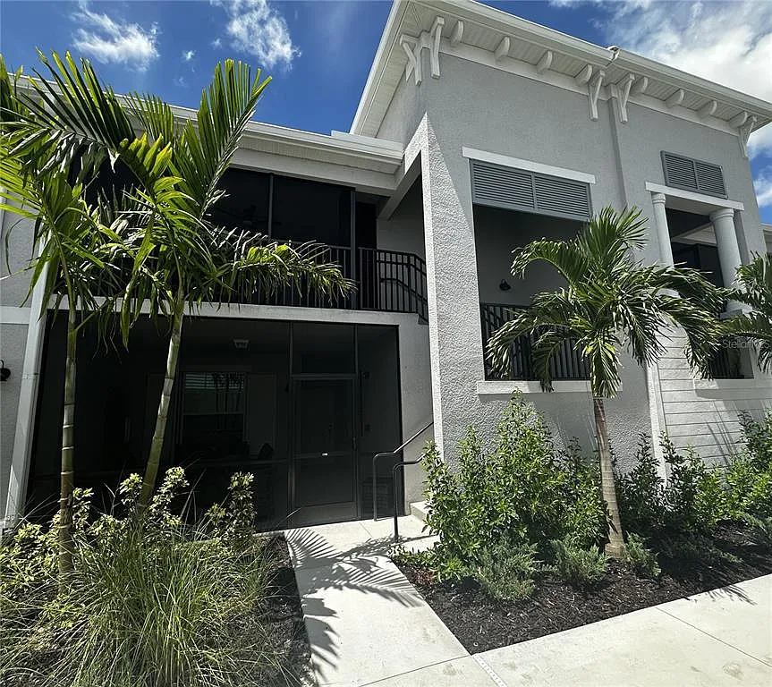 2 bed, 2.0 bath, 1366 sqft, $6,000 — Photo 3