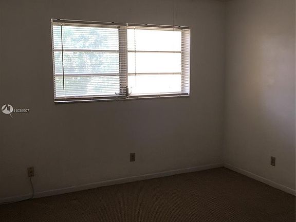 5th image of 6300 NW 62nd St APT 306
