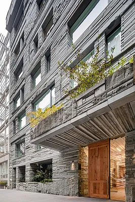 Rented by Sotheby's International Realty | media 18