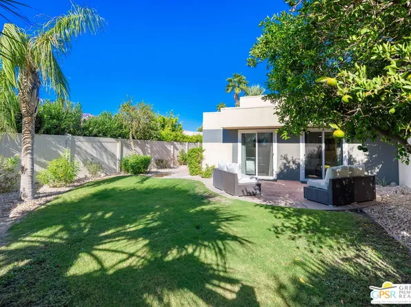 1505 N Sunflower Cir, Palm Springs, CA 92262