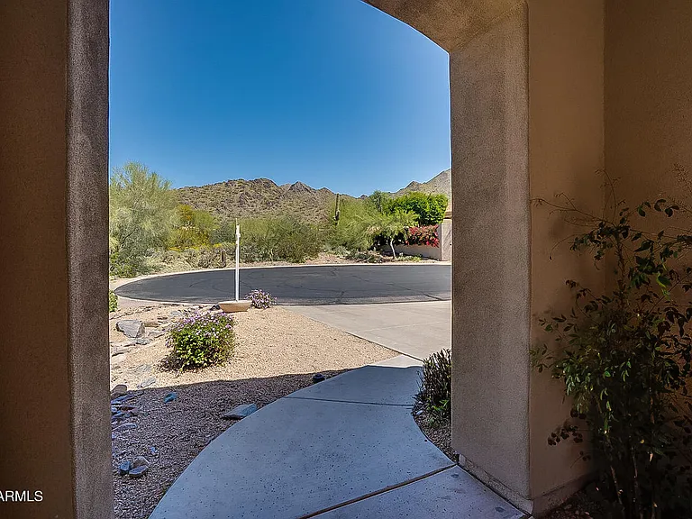 11113 E Betony Dr — Photo 2