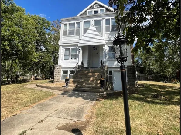 7085th, 708 S 5th St #103, Independence, KS 67301