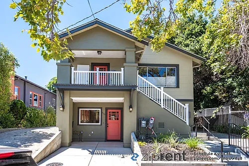 969 45th St Photo 1
