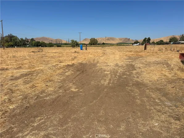 740 E Mulberry Ave Lot 64, Porterville, CA 93257