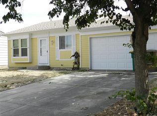 1752 Danube Ct, Aurora, CO 80011