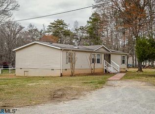 2611 Doctors Rd, Louisa, VA 23093