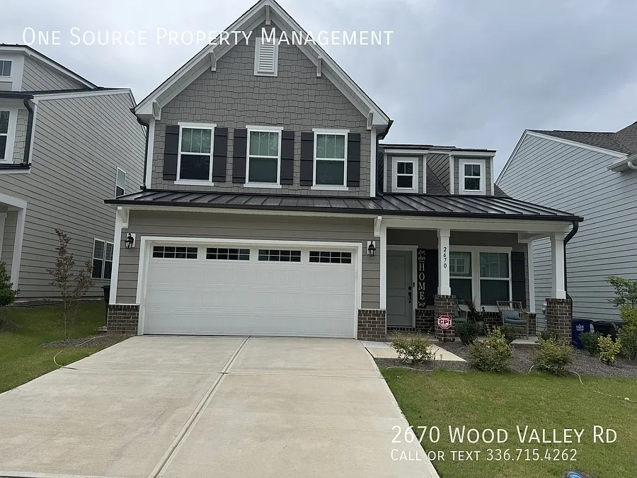 3 bed, 3.5 bath, 2239 sqft, $2,995 — Photo 2