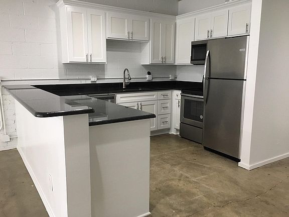 5th image of 101 S Walton St Ste 214