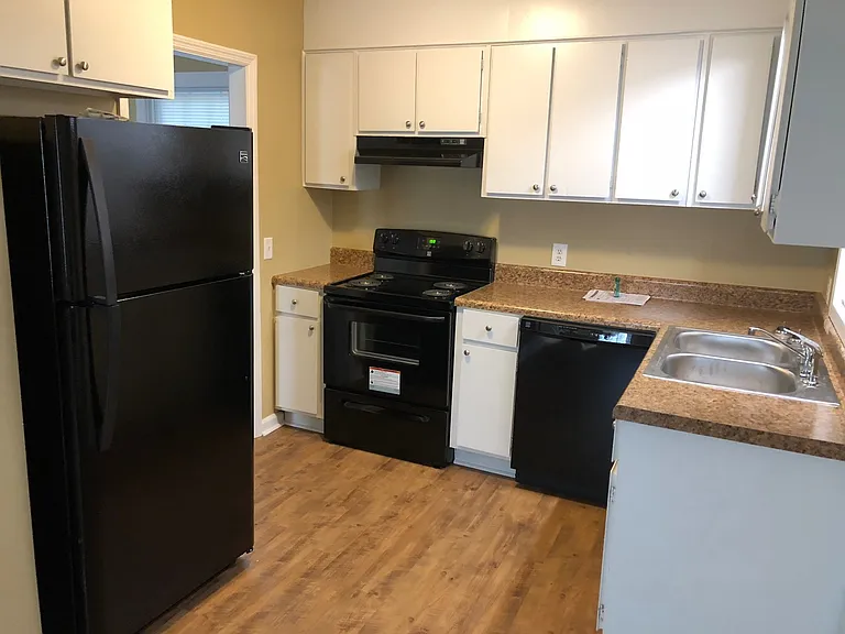 314 Jewell Dr — Photo 3