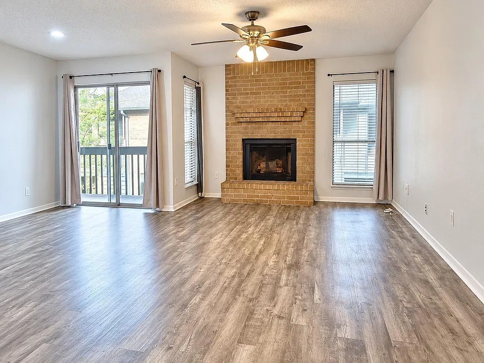 260 El Dorado Blvd #808