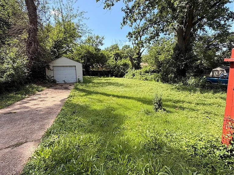 5721 Acme Ave — Photo 2