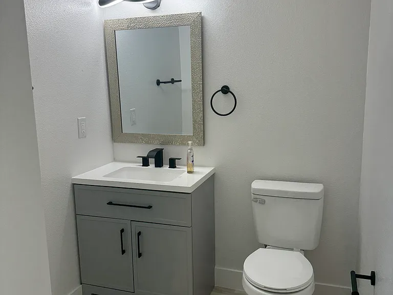 7820 Mayfair Dr #D — Photo 5