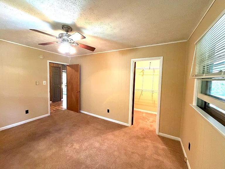 6 Jefferson Cir — Photo 7