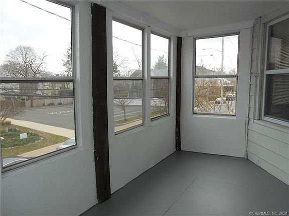 4th image of 46 Harrison St Floor 2