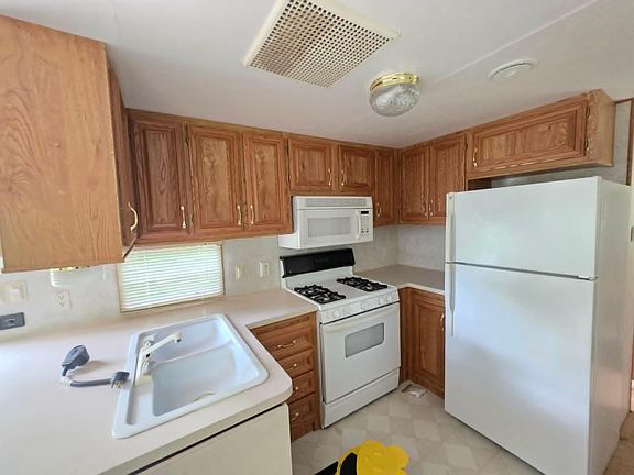 3rd image of 40133 Wadena Way